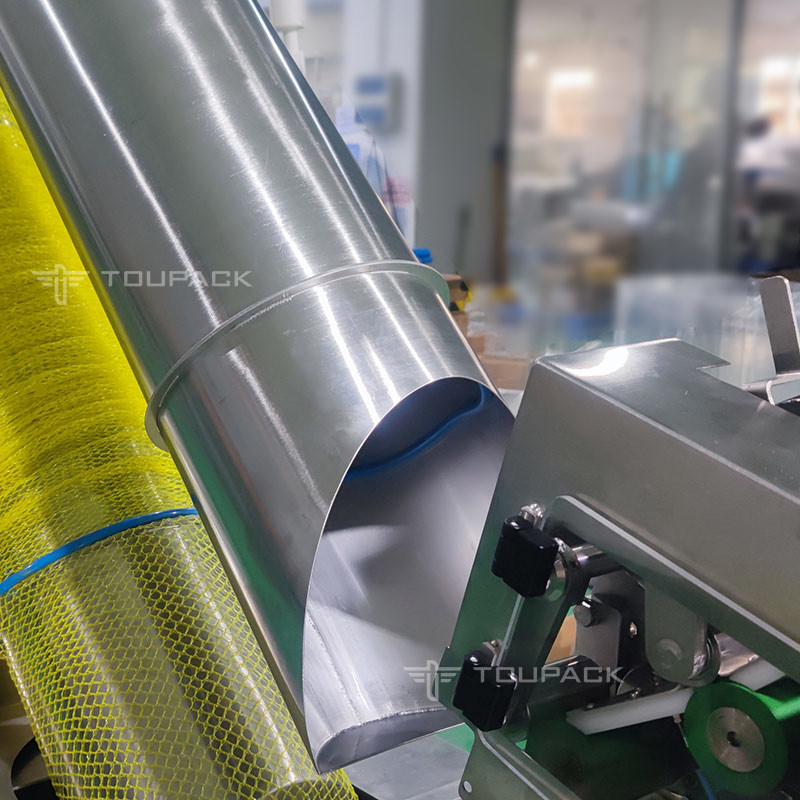 5kg Mesh Bag Packaging Machine 자동 신선한 과일 네트워크 가방 포장 절단 라벨링 기계
